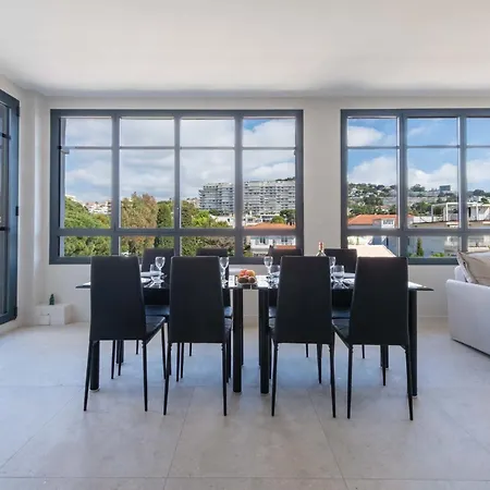 3-br Floor With Rooftop Apartman