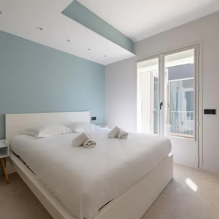 3-br Floor With Rooftop Apartman